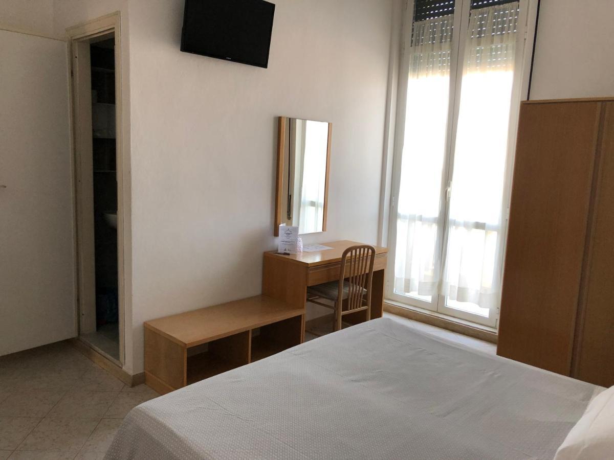 Hotel Valdinievole 리도디캄파이오레 외부 사진