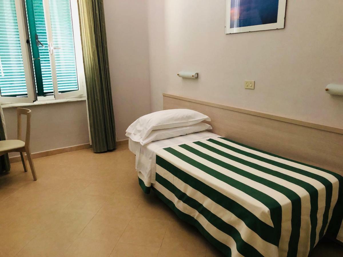 Hotel Valdinievole 리도디캄파이오레 외부 사진